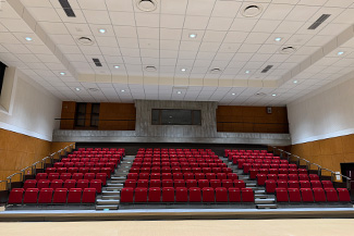 引佐多目的研修センター｜吊り天井落下防止対策工事